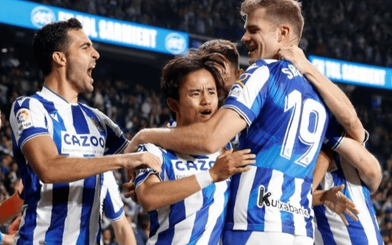 周日012 法国杯：斯特拉斯堡VS敦刻尔克——法甲vs法乙对决，斯特拉斯堡主场保晋级